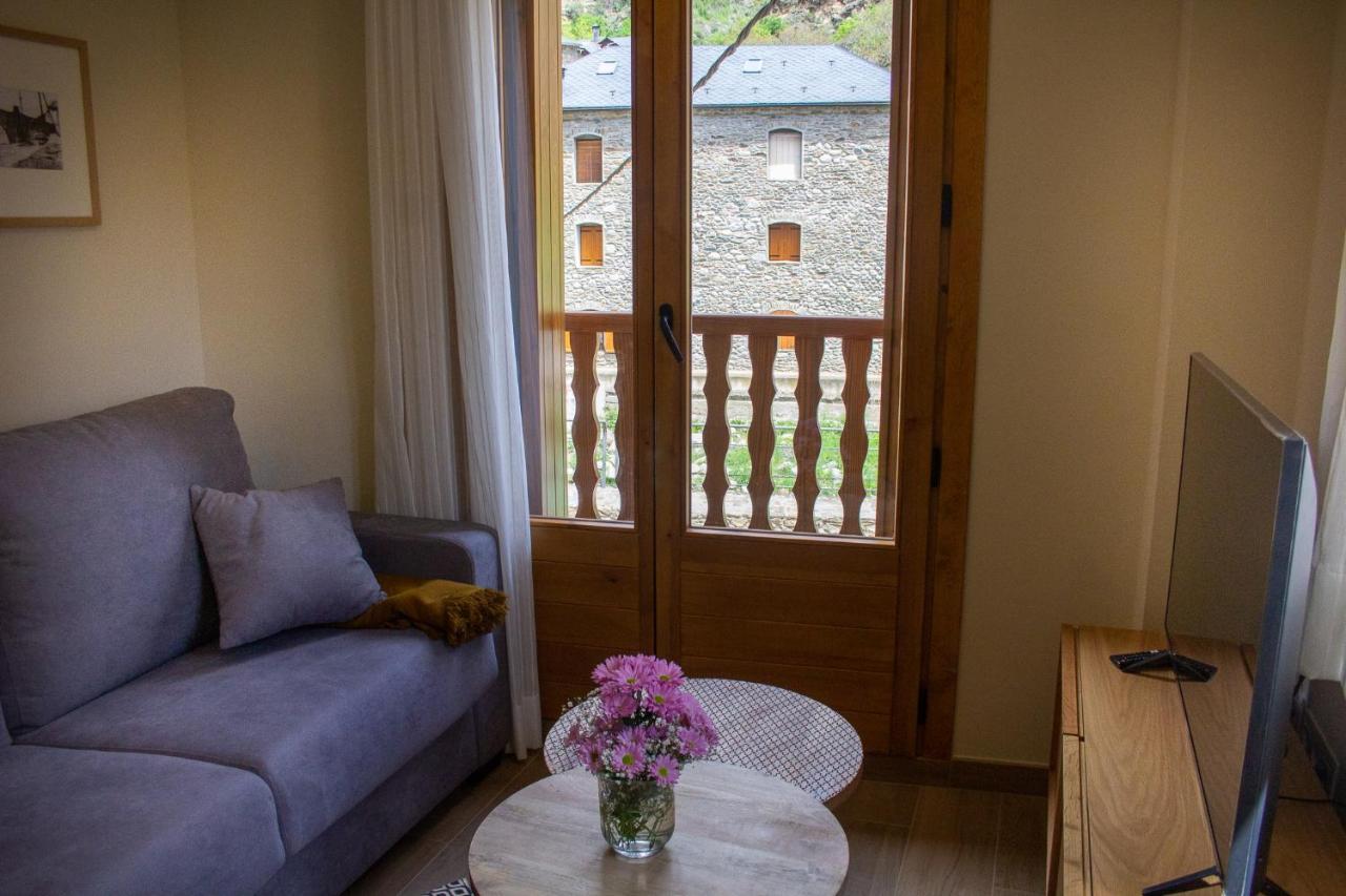 Apartaments Areny - L'Amfitriona Esterri d'Àneu Exterior foto